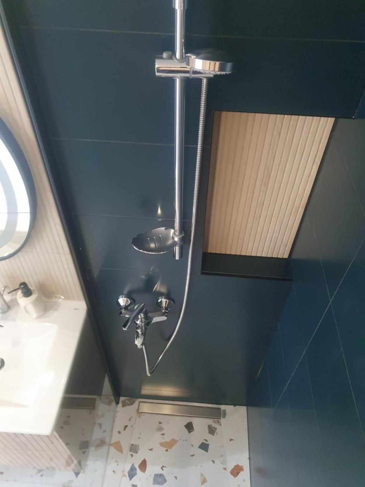 בוקרשט Cozy Apartment At Gara De Nord מראה חיצוני תמונה